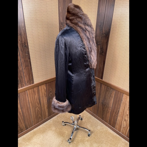 Badgley Mischka Broadtail & Russian Sable Trim Fur Robe Style Belt Jacket Coat S - Picture 8 of 12